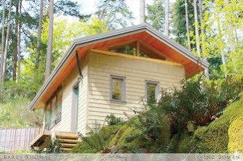 Nectar Yoga B&B On Bowen Island Хорсшу Бей Екстериор снимка